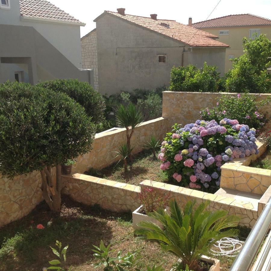 Apartments Kristina Hvar Town Exterior photo
